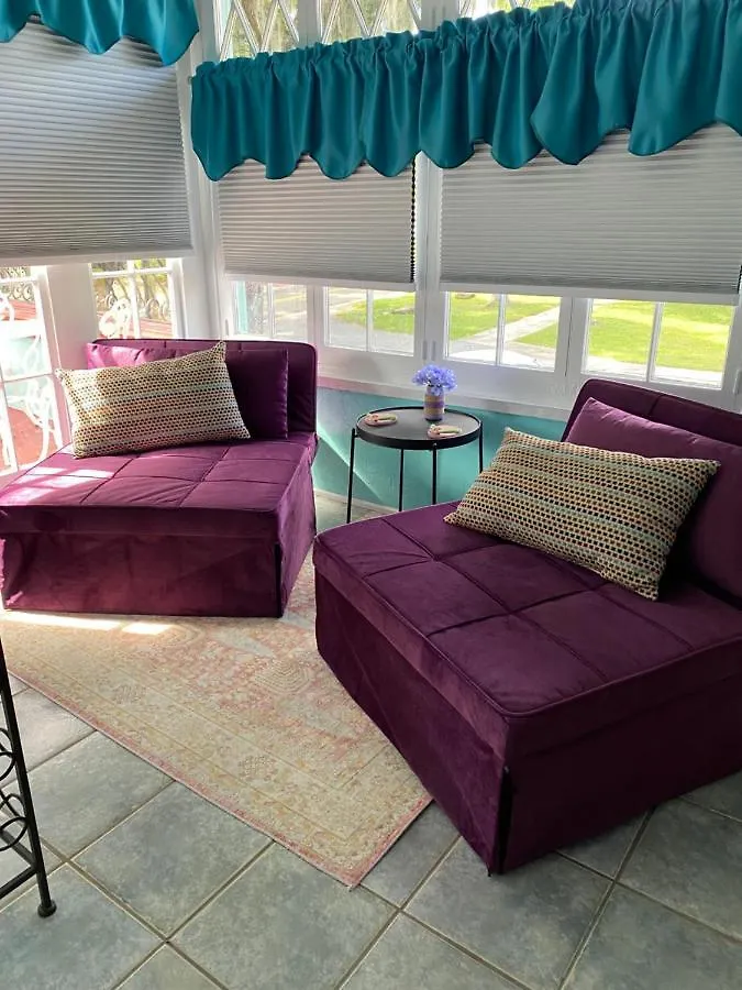 Ms. Maggie'S South Country Inn Daytona Beach Bed & Breakfast